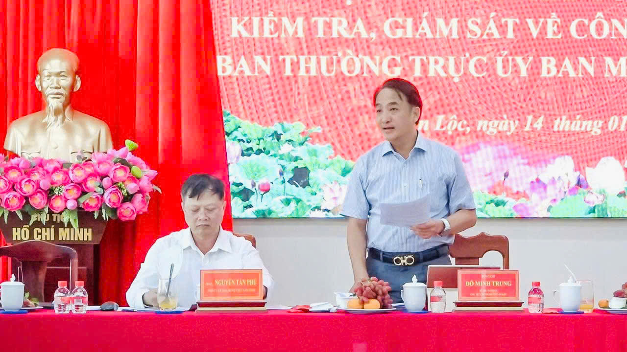 Đoàn kiểm tra, giám sát của Ủy ban MTTQVN tỉnh làm việc với Ủy ban bầu cử phường An Lộc về công tác chuẩn bị bầu cử